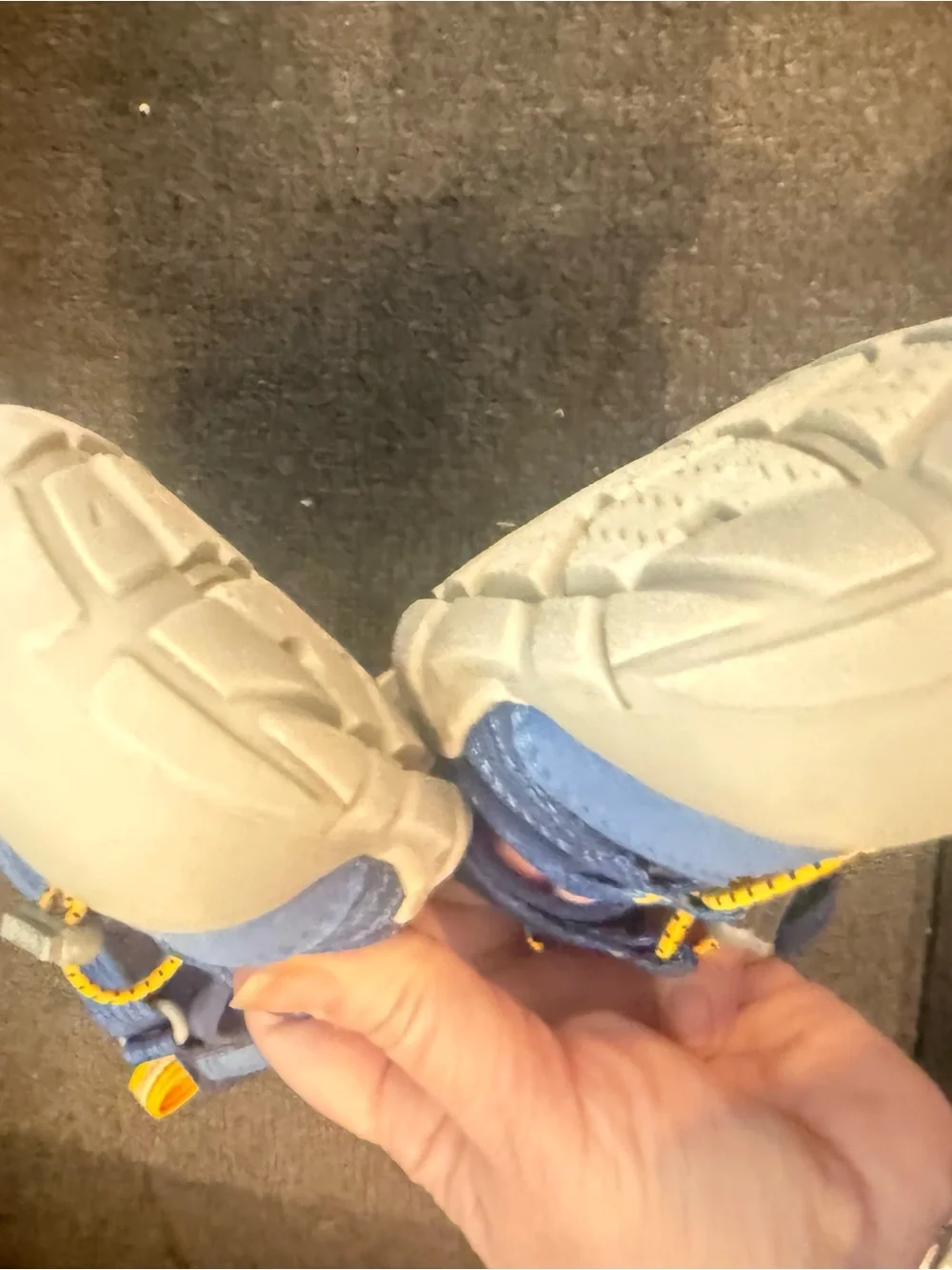 Keen Kids Blue Outdoor Sport Sandals with Yellow Accents 6 boys